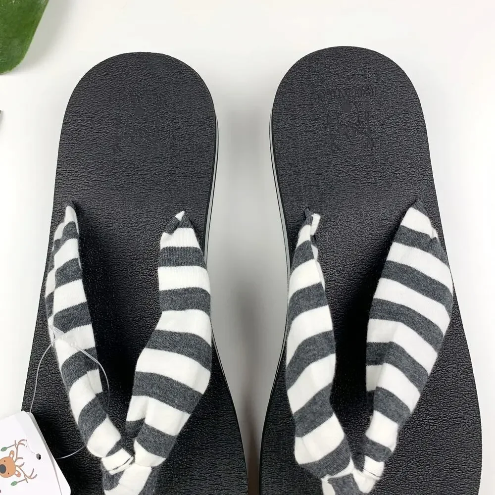 New Kuailu Flip Flops Sandals Slip On Grey White Striped Fabric Women's 11